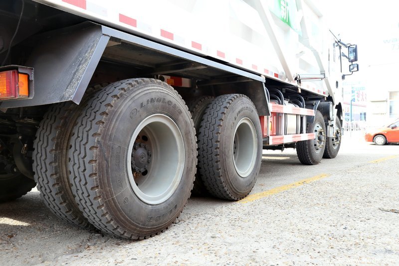 6米自卸车(压裂砂罐车)(sx3316hr406)_实拍图片_335116_卡车之家