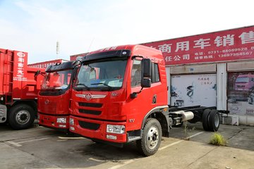 青岛解放 龙V中卡 164马力 4X2 载货车底盘(CA5080CCYPK2E4A80-1)