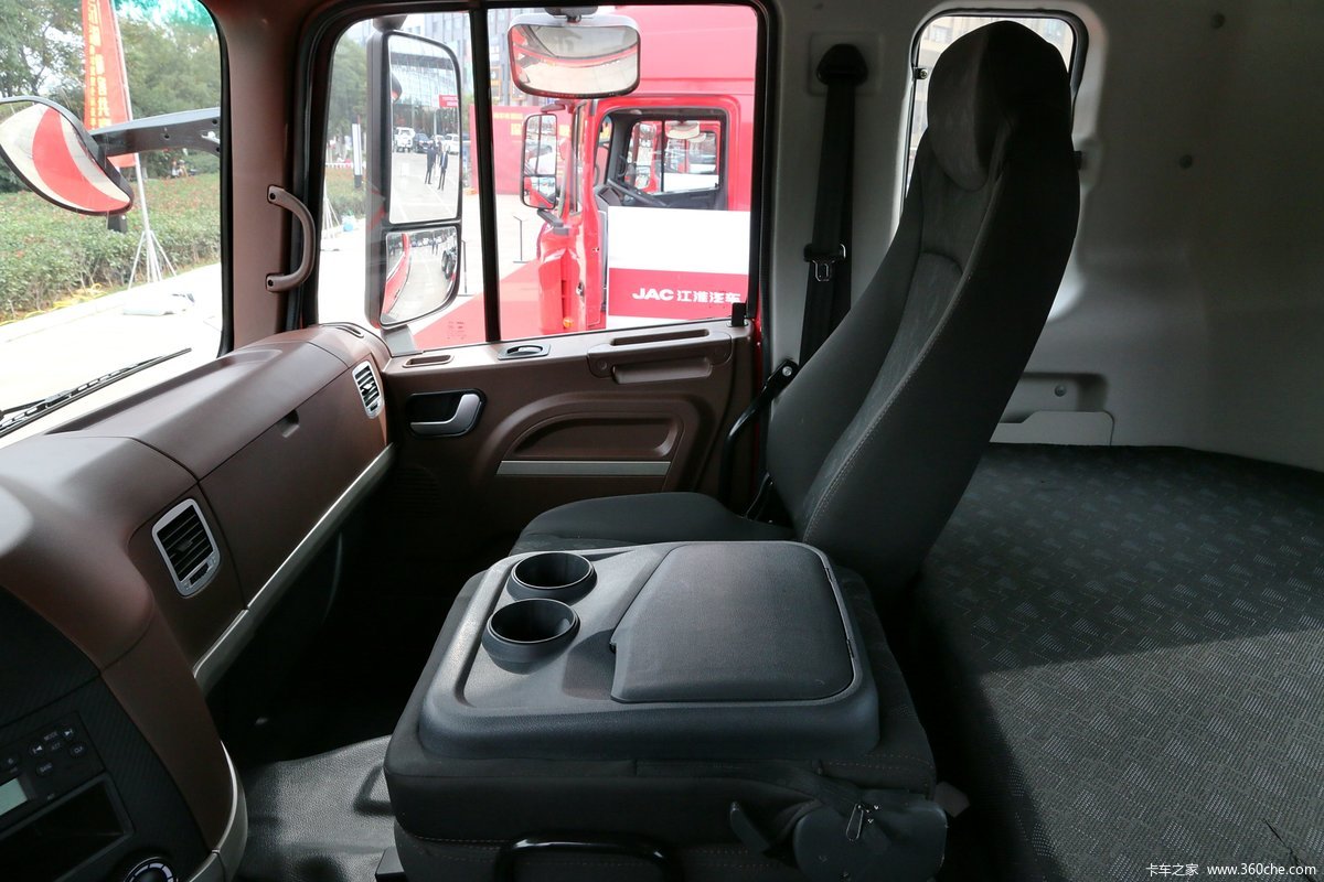 【图】江淮 格尔发k5重卡 430马力 6x4牵引车(hfc4251p12k7e33s3v)