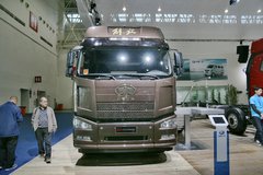 一汽解放 J6P重卡 领航版 460马力 6X4牵引车(CA4250P66K24T1A2E4)