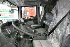 联合卡车U420 420马力 6X4 牵引车(危险品运输)
