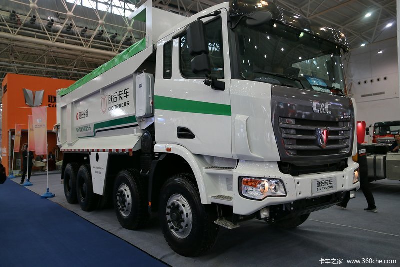 【图】联合卡车u340 340马力 8x4 自卸车(短轴)(城建渣土车)_实拍图片
