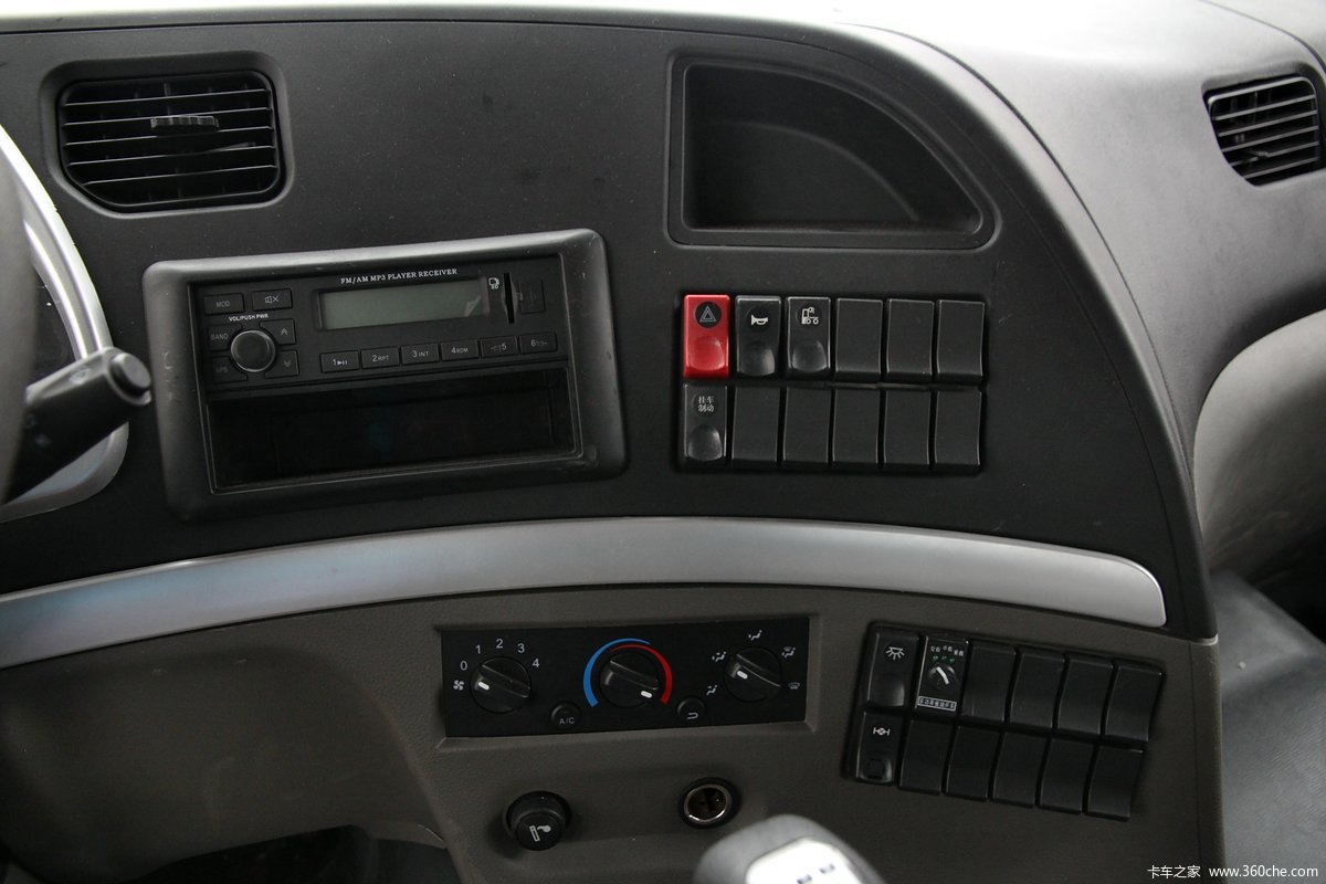 陕汽重卡 德龙l3000 空柜版 245马力 4x2牵引车(sx4128mk331) 驾驶室