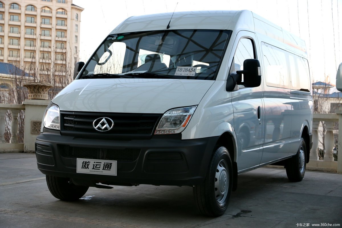 【图】上汽大通 v80 2015款 136马力 傲运通手动版 长轴高顶封闭厢货