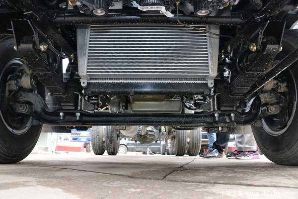 江淮 骏铃v6 160马力 3308轴单排轻卡底盘(蓝)(hfc1043p91k6c2)底盘