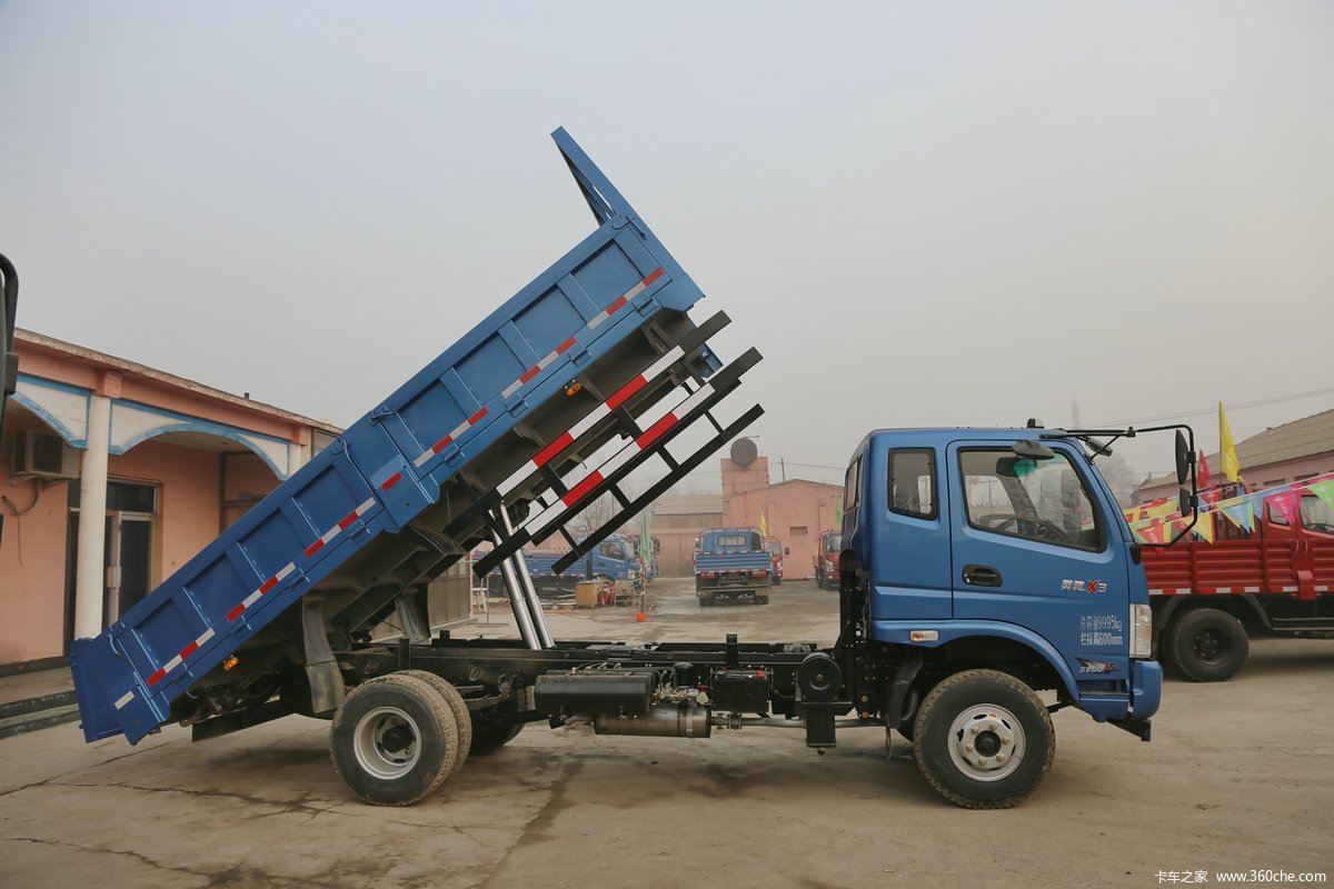81米自卸车(fd3103mp8k4)_实拍图片_349914_卡车之家