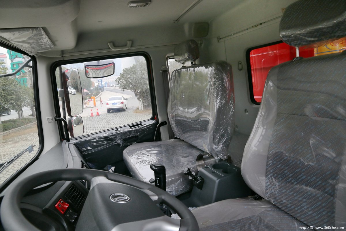 【图】东风神宇 御龙 140马力 4.