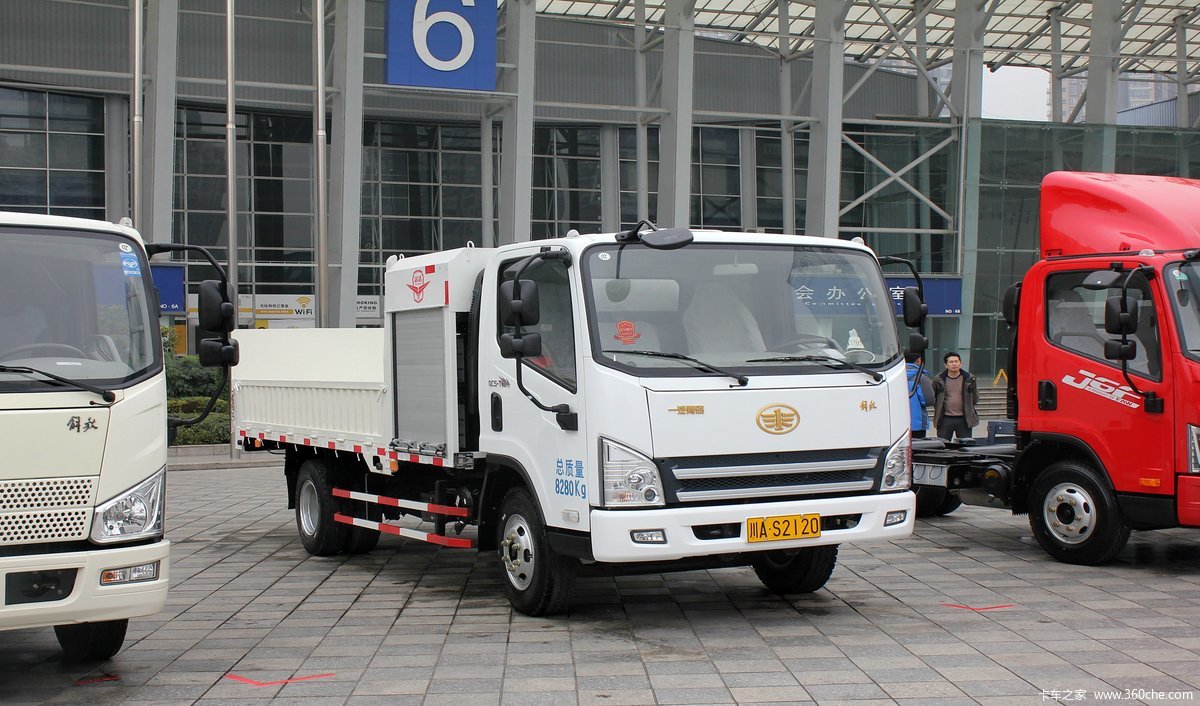 解放 虎VH 68马力 4X2 纯电动桶装垃圾车(远达牌)