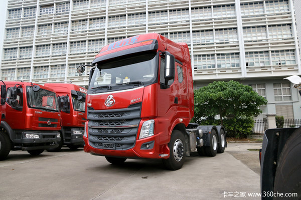 东风柳汽 乘龙H7重卡 潍柴460马力 6X4牵引车(LZ4250H7DA)