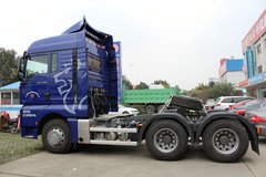 中国重汽 汕德卡SITRAK C7H重卡 440马力 6X4牵引车(ZZ4256V324HD1B)(远成蓝)