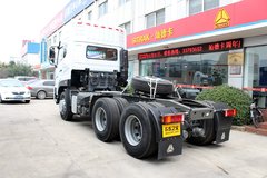 中国重汽 斯太尔D7B重卡 380马力 6X4 危化品牵引车(ZZ4253N3241D1NW)