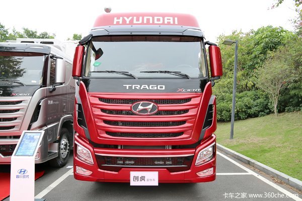 四川现代 创虎XCIENT重卡 340马力 6X4 7.2米栏板载货车(CHM1251KPQ56M)