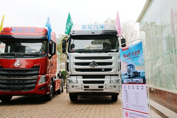 东风柳汽 乘龙M7重卡 高速版 460马力 6X4牵引车(潍柴)(LZ4251QDCA) 卡车图片