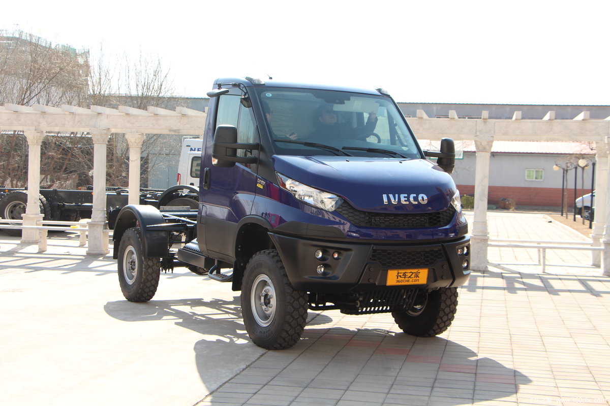 【图】依维柯 daily中卡 170马力 4x4单排载货车底盘_实拍图片_370846
