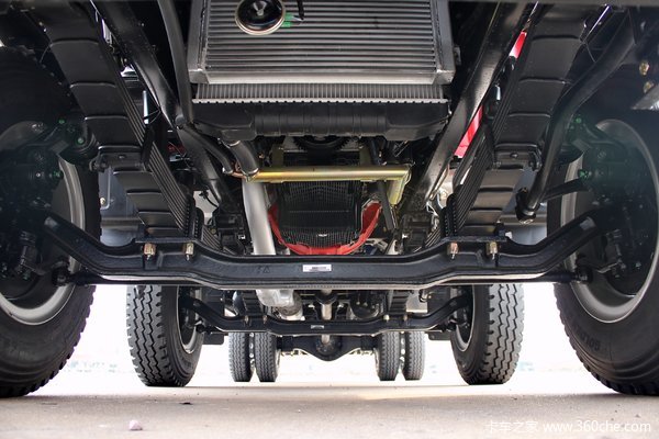 8米自卸车(bj3225dlpfe-2)底盘图片