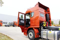 联合卡车 U340重卡 340马力 4X2牵引车(单减桥)(SQR4181D6Z-1)