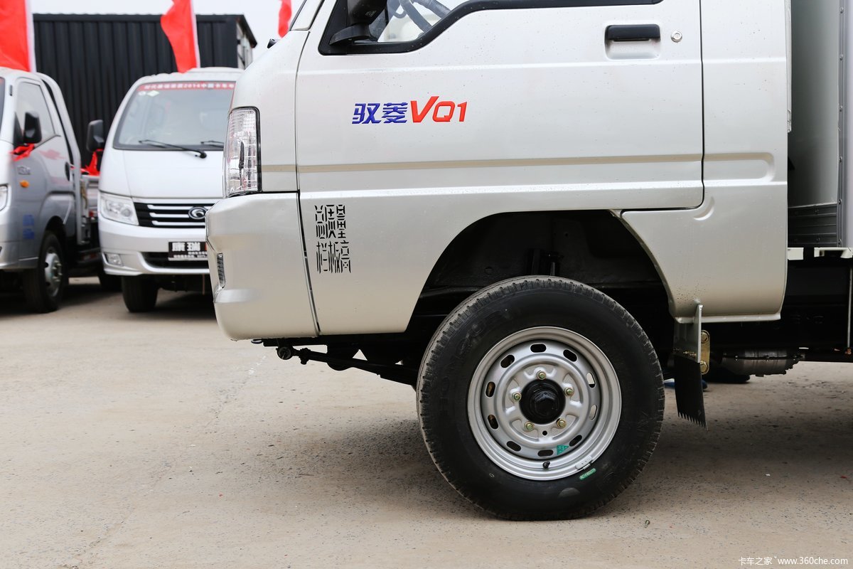 1l 61马力 汽油 单排厢式微卡(bj5030xxy-f3)_实拍图片_383517_卡车之