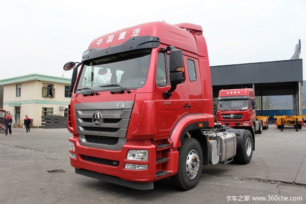 中国重汽 豪瀚J7B重卡 340马力 4X2 LNG牵引车(ZZ4185N4216E1C)