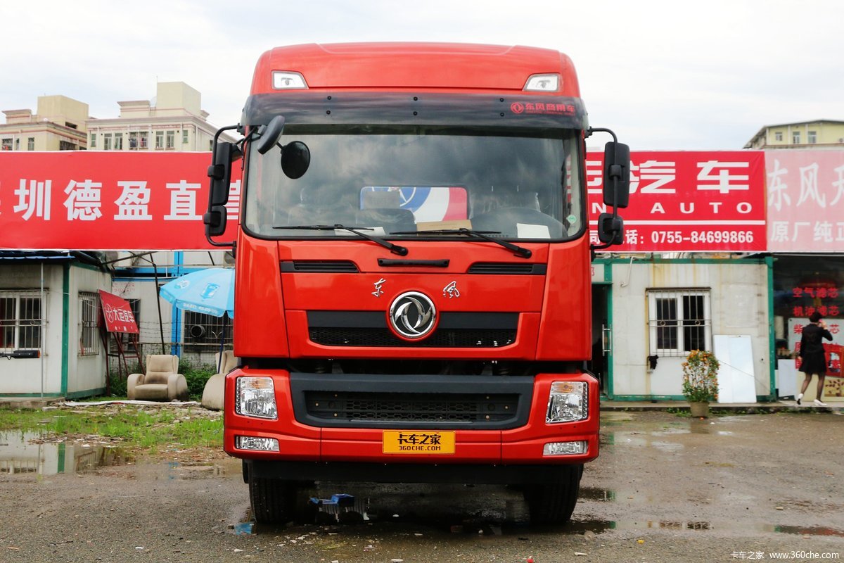 东风新疆(原创普) 重卡 292马力 8X4载货车底盘
