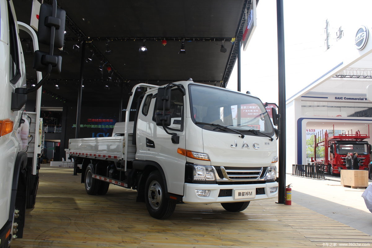 905米排半栏板轻卡(hfc1051p52k1c2v)_实拍图片_395835_卡车之家