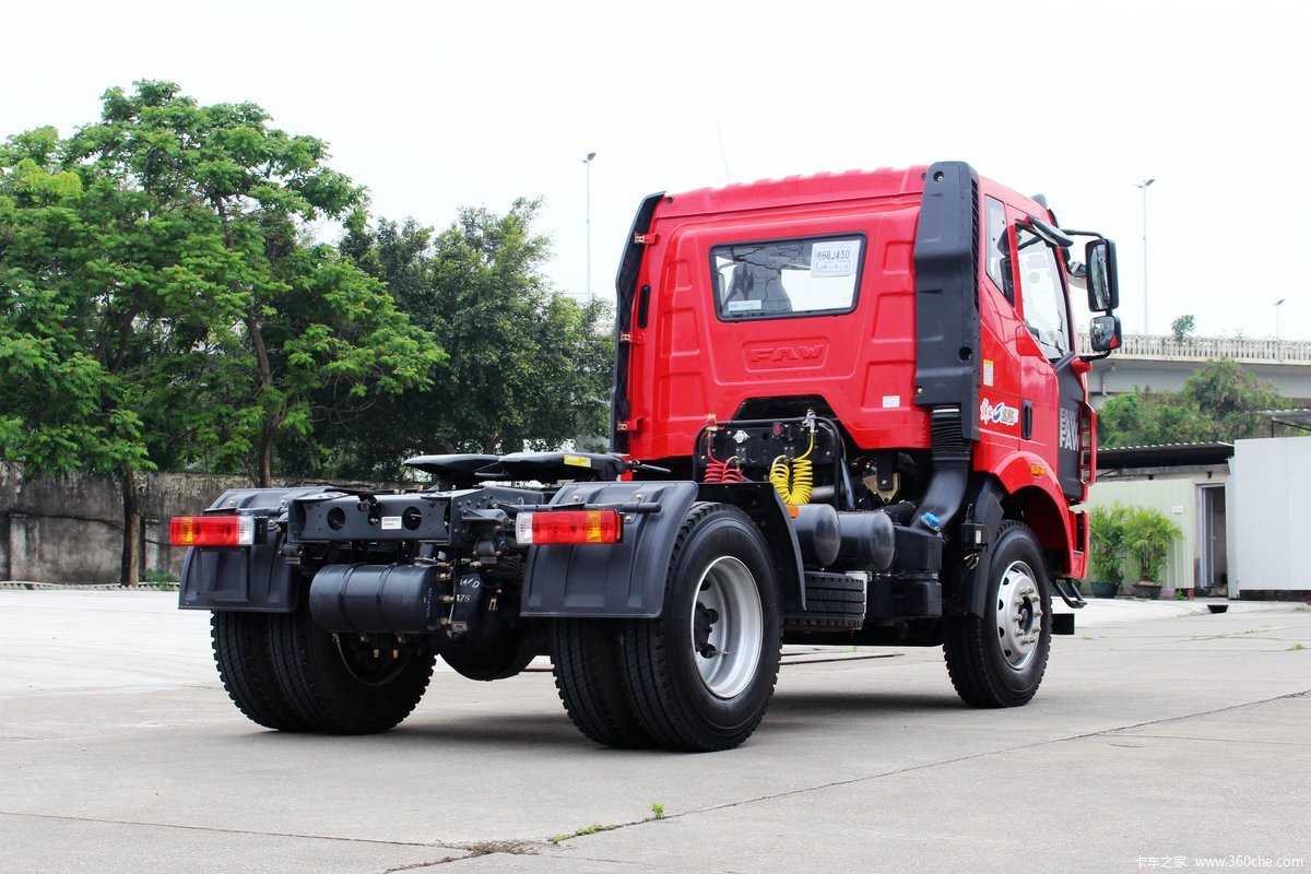 【图】一汽柳特 金陆中卡 220马力 4x2牵引车(ca4141p3k2e4a95)_实拍