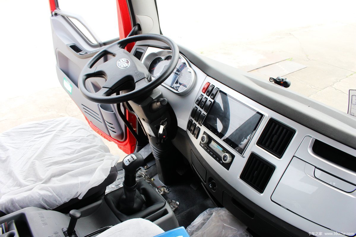 金陆 一汽柳特 金陆中卡 220马力 4x2牵引车(ca4141p3k2e4a95) 驾驶室