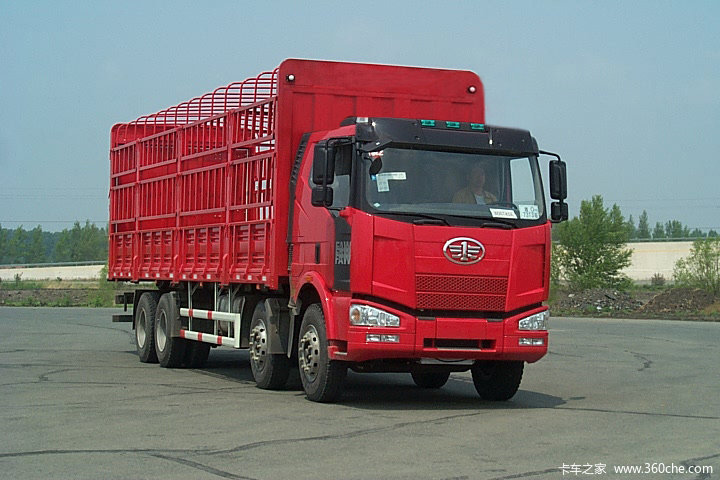 解放 J6P重卡 350马力 8X4 仓栅式载货车(变速箱12Js160)