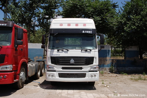中国重汽 HOWO重卡 375马力 6X2 牵引车(至尊版 HW76)(电控EGR)(ZZ4257N25C7C)