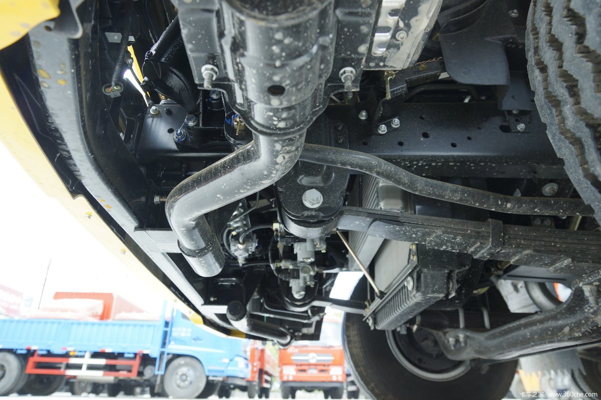 上汽跃进 超越c 跃进 超越c500-38 140马力 4.