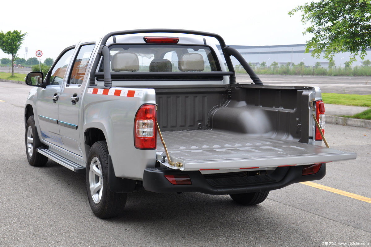 2l汽油 短轴双排皮卡_实拍图片_401125_卡车之家