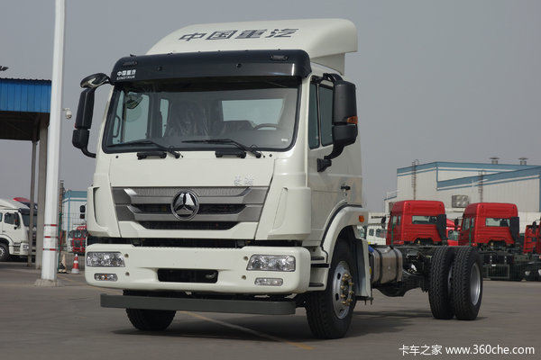 中国重汽 豪瀚J5G中卡 180马力 4X2载货车底盘(ZZ1165G5113E1B)