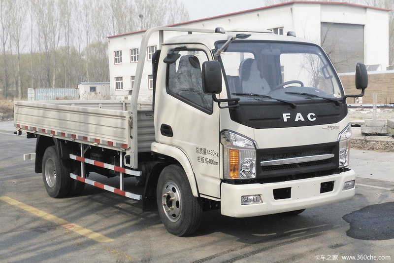 15米单排栏板轻卡(cal1040d)_实拍图片_405072_卡车之家