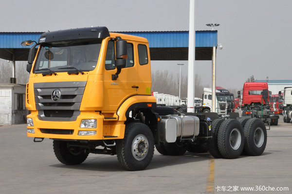 中国重汽 豪瀚J7B 340马力 6X4 LNG自卸车底盘(ZZ3255N4946E1L)