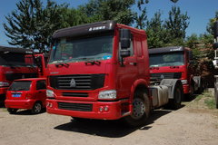 中国重汽 HOWO重卡 300马力 4X2 牵引车(ZZ4187M3517C)