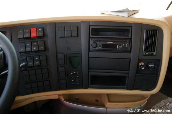 9款国产重卡驾驶室超级横评_重汽豪沃(howo)_howo a7_卡车之家