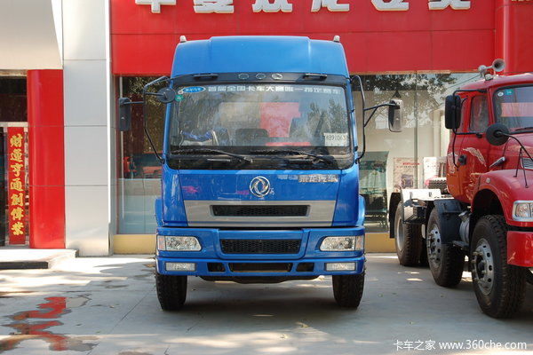 东风柳汽 乘龙中卡 140马力 4X2 6.7米栏板载货车(LZ1120RAP)