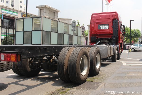陕汽重卡 德龙X3000 430马力 8X4 9.55米仓栅式载货车(SX5310CCY4C456)