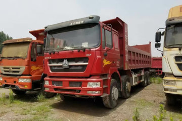 中国重汽 HOKA重卡 340马力 8X4 8.2米自卸车(ZZ3313N4461D1)