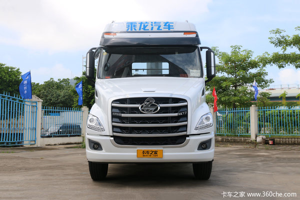 东风柳汽 乘龙T7重卡 430马力 6X4危险品长头牵引车(LZ4250T7DB)
