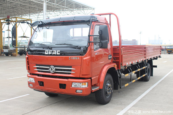 东风 多利卡D8 156马力 4X2 6.15米单排栏板载货车(EQ1140S8BDE)