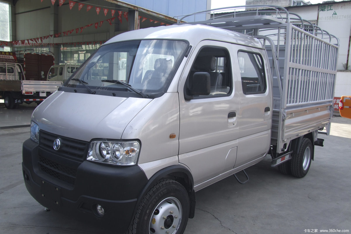 5米双排仓栅式微卡(eq5031ccyd50q6ac)>外观>东风 俊风 1.