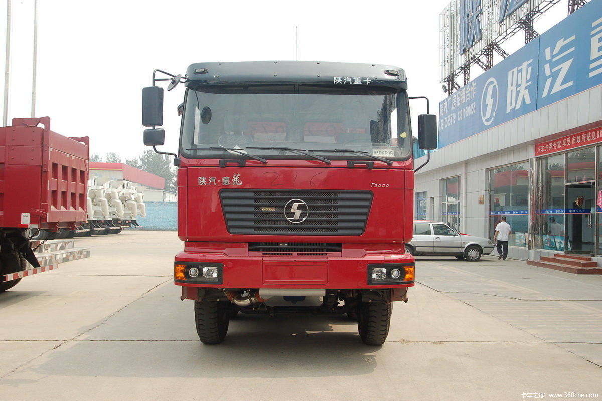 陕汽 德龙F2000重卡 270马力 4X2 6米栏板载货车(标准版)