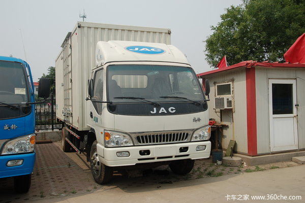 江淮 威铃 130马力 4X2 6.2米单排厢式载货车(HFC1120KR1)