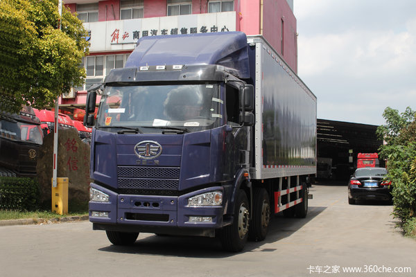 一汽解放 J6M重卡 标载型 240马力 6X2 9.5米厢式载货车(CA5250XXYP63K1L6T3AE5)