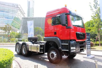 曼(MAN) TGS BBS系列重卡 540马力 6X6牵引车(型号:33.540) 卡车图片