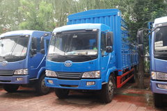 青岛解放 赛龙III中卡 120马力 4X2 4.8米排半仓栅式载货车(CA5051XXYP40K2L1EA80-1)