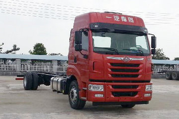 青岛解放 途V重卡 260马力 4X2 9.65米厢式载货车(CA5180XXYP2K2L7E5A80)