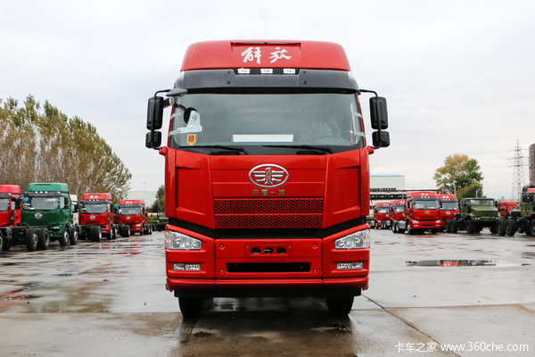 一汽解放 J6P重卡 重载型 420马力 8X4 9.5米栏板载货车(CA1310P66K24L7T4E5)