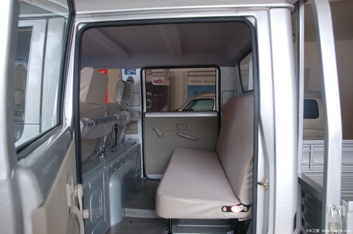 【图】金杯 领骐 70马力 4x2 2.