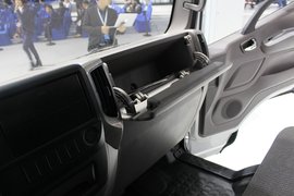 欧马可S3 冷藏车驾驶室                                               图片
